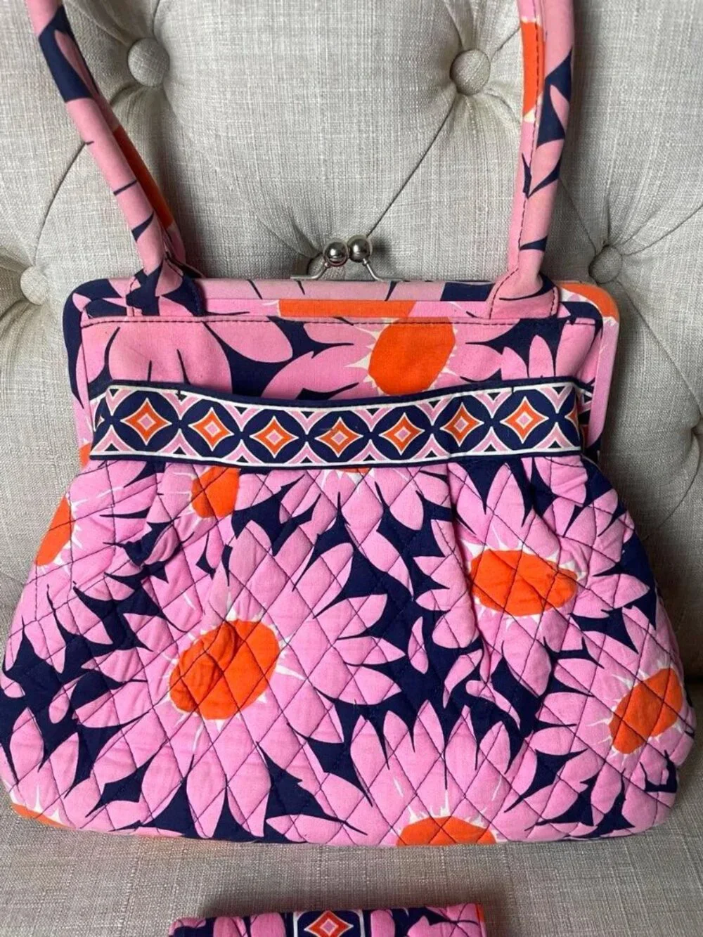 EUC Vera Bradley Alice Loves Me Floral Shoulder Bag Purse with Matching Wallet